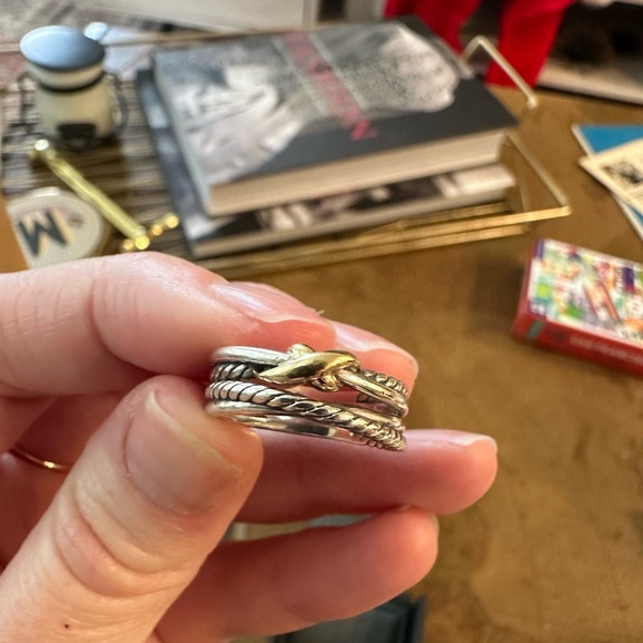 David Yurman Crossover Ring - Picture 4 of 15